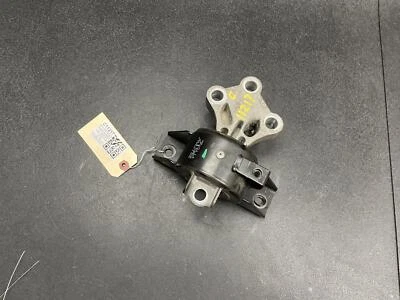 Suporte de montagem de transmissão 2019 Chevrolet Sonic 95199617 2012 2013 2014 - 2020 - Imagem 1 de 4