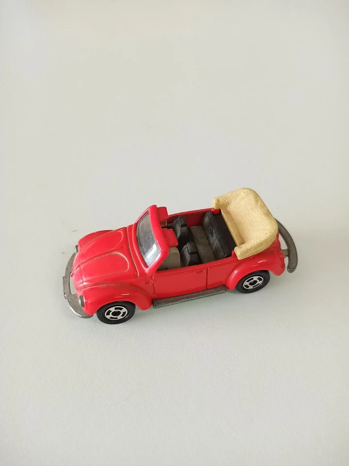 Vintage 1977 Tomica - Tomy Red Volkswagen # F20 - Imagem 1 de 4
