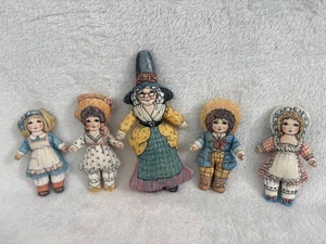 VALERIE LEONARD TOYS LAVORO ASILO FILASTROCCHE MAMMA OCA 5 AMICI SCARPA PELUCHE BAMBOLE - Foto 1 di 12