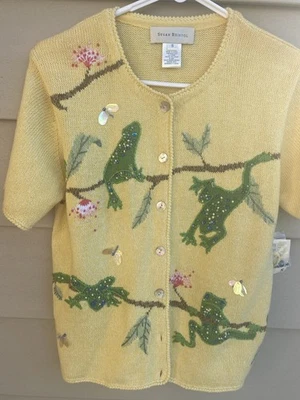Cárdigan de Colección Susan Bristol Pequeño Amarillo Rana Libélula Bordado a Mano Nuevo con Etiquetas Foto 1 de 4