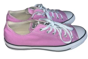 Special Edition Pink "Chuck Taylor" All Star Converse low-top Wom 10 - Picture 1 of 7