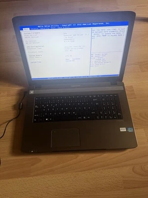 Medion AKOYAE7223T Notebook Laptop 17.3 - Bild 1 von 3