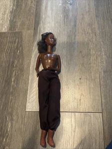 Vintage Kissing Christie Barbie Doll 1978 Black Barbie #2955 Loose Nude - Picture 1 of 8