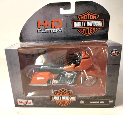 MAISTO HARLEY DAVIDSON 2002 FLTR ROAD GLIDE SERIE 38 1:18 Foto 1 de 3