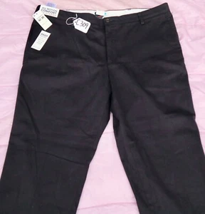 DOCKERS CLASSIC FIT EASY KHAKI Pants For Men W42 X L30. TAG NO. C309 - Picture 1 of 4