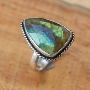 Labradorit Ring - Billionenschliff facettierter Edelstein Statement Schmuck Größe"8 - Bild 1 von 6