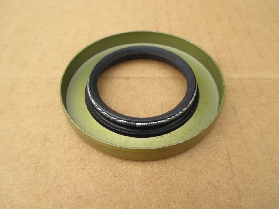 OUTER BRAKE PINION SHAFT SEAL FOR PART AM2924T AT12540 - Image 1 of 1