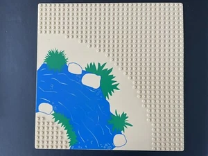 LEGO Desert River Oasis 32 x 32 Tan Baseplate 2359/6748/6763 EUC! - Picture 1 of 3