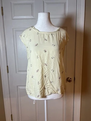 Blusa floral amarilla Abercrombie & Fitch para mujer manga corta con botones en la espalda talla M Foto 1 de 4