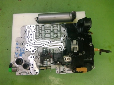 2015 BMW 320I AUTOMATIC TRANSMISSION VALVE BODY MECHATRONICS OEM Foto 1 de 4
