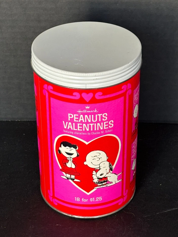 Tarjeta de colección 1960 Día de San Valentín Snoopy Peanuts Charlie Brown Lucy lata sin tarjetas Foto 1 de 4