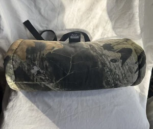 Icebreaker Camouflage Hand Warmer Lined Hunting Muff with Waist Strap - Picture 1 of 6
