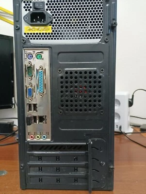 PC DESKTOP INTEL UFFICIO CASA DUAL CORE 4GB 1TB - Immagine 1 di 4