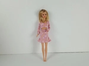 Used VTG 1991 Blonde Barbie With Pink Floral Dress Fashion Boutique #20567 - Picture 1 of 16