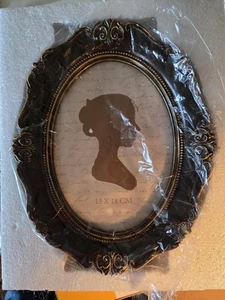 Vintage Look Picture Frame Resin 9" x 7" Oval - Picture 1 of 1