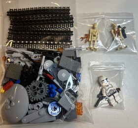 LEGO Star Wars : Corporate Alliance Tank Droid (75015) Not Complete