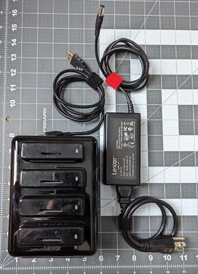 Lexar Professional Workflow HR2 Hub USB 3.0 PLUS x4 SR2 SDHC Readers RARE! - Image 1 of 4