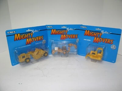 1/64 CAT SCRAPER,JOHN DEERE DOZER & CASE BACKHOE/LOADER NIB 1992 vintage - Image 1 of 3
