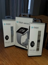 New Silver FITBIT VERSA watch With Extra Bands❤