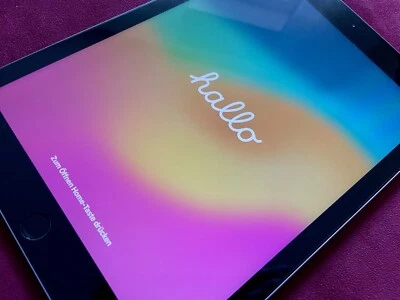 Apple iPad 6. Generation - WiFi - 128 GB - Space Gray - A1893 - OVP - NEUWERTIG - Bild 1 von 4