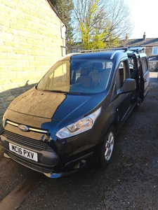 2016 Ford Grand Tourneo Connect 1.5 TDCi Titanium Euro 6 (s/s) 5dr MPV Diesel Ma - Picture 1 of 16