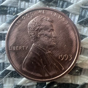 1993 P / LINCOLN CENT / OFF CENTER / CHEAP / CHECK IT OUT / WOW / # 7779 / !!!!! - Picture 1 of 13