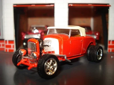 1932 FORD ROADSTER CUSTOM LIMITED EDITION 1/64 OLD SCHOOL HOT ROD M2 - Image 1 of 4