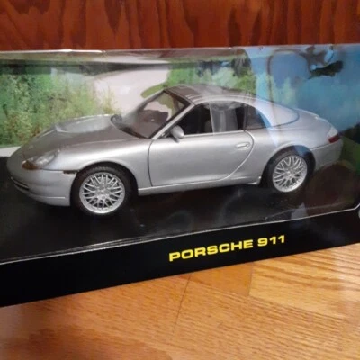 Hot Wheels Collectibles 1:18 Scale Diecast Car 1998 Silver Porsche 911 - Image 1 of 4