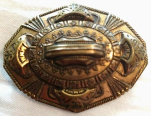 Brooch VTG Estate Pressed Metal Gold Tone Ornate 1940's Art Deco Nouveau Large - Picture 1 of 5