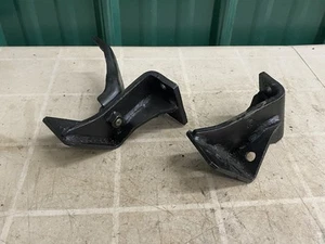 1984-1989 Nissan 300ZX Z31 OEM VG30 Engine Mount Brackets Pair LH RH - Picture 1 of 7