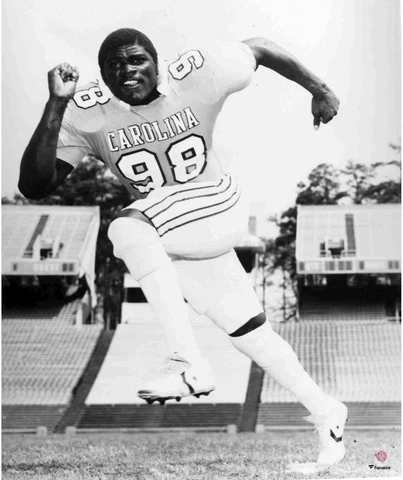 Lawrence Taylor North Carolina Tar Heels Unsigned Photograph Cover
