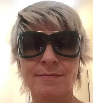 Gafas de sol alexander mcqueen brazos de madera Foto 1 de 4