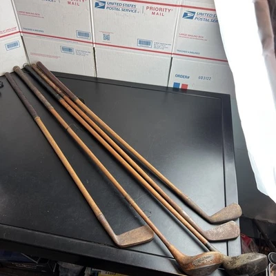 Lote de 5 hierros putter vintage antiguos de madera con ejes de palos de golf Foto 1 de 4