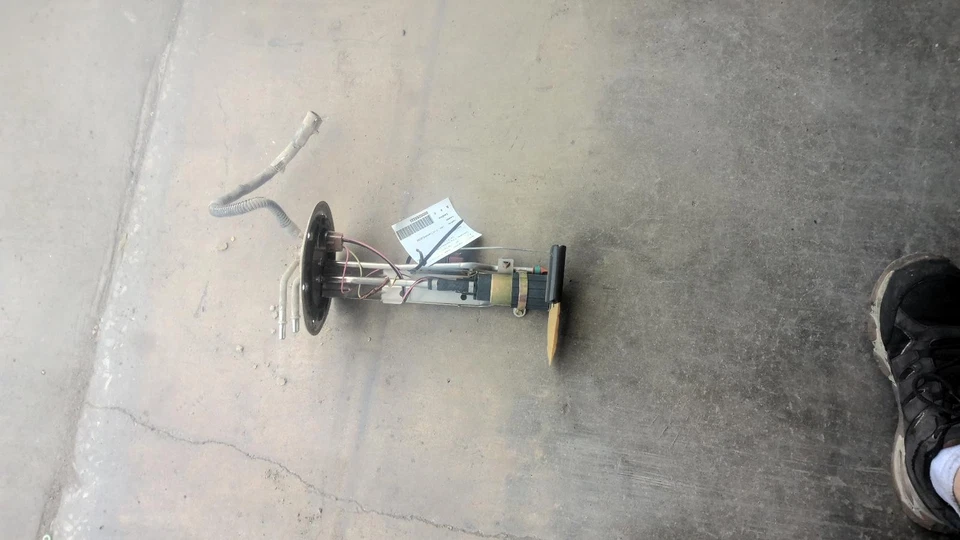 Fuel Pump Assembly 8-280 4.6L 2WD Fits 97-98 FORD F150 PICKUP 716714 Foto 1 de 1