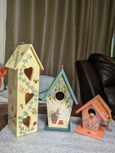 Lot 3 Indoor Folk Art Decor Wood Birdhouses Hand Decorated - Picture 1 of 18