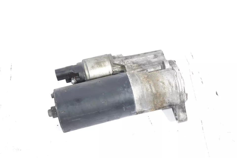 2004 - 2007 VOLKSWAGEN TOUAREG 7L STARTER OEM - Image 1 of 4
