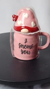 ❤️ NEW Gnomie GNOME Kitchen Love Coffee Tea Cup Mug & Hood Lid Great Gift Set - Picture 1 of 3