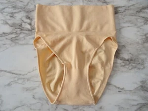 Skims 0109# Seamless Sculpt Mid Waist Brief Shapewear US Size S/M - Picture 1 of 3