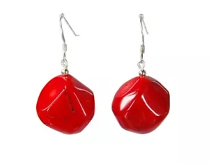 Wunderschöne rote Ohrringe aus echten Korallen Nuggetsform 925er Silber Haken - Picture 1 of 1