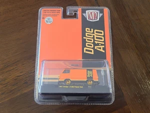 M2 MACHINES 1967 DODGE A100 PANEL VAN 1/64 DIECAST ORANGE 31500-HS04 CHASE CAR - Picture 1 of 4