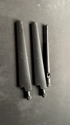 Wi-Fi Range Antennas - Image 1 of 2