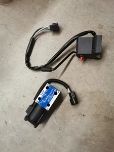 Mitsubishi Caterpillar Forklift Forward Reverse FNR Lever With Solenoid - Picture 1 of 15