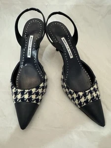Manolo Blahnik spitz zulaufender dunkelblau & weiß Tweed Slingback Absatz 40,5 - Bild 1 von 3