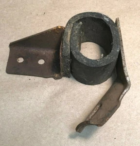 Repro 1965 1966 & Other Ford Mustang RH Single Exhaust Bracket & Insulator   - Picture 1 of 2