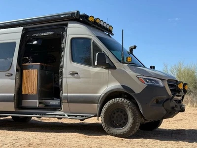 Mercedes-Benz Sprinter 2500 2022 170" WB cabina y chasis 2P Foto 1 de 4