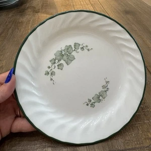 Corelle Corning Callaway Efeu Grün Salatteller 7 1/4" - Bild 1 von 5