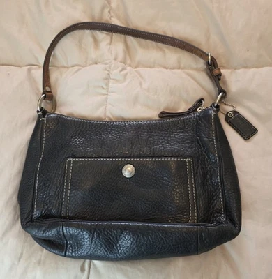 复古蔻驰切尔西鹅卵石流浪汉皮革单肩包手提包 C0782-F10890 黑色/棕色 — 第 1/4 张图片