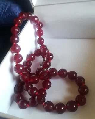 BELLISSIMA COLLANA RUBINI NATURALI SFACCETTATI E ARGENTO 925, ANNODATA A MANO - Immagine 1 di 4