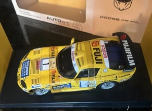 AUTOART AUTO ART 1/18 DODGE VIPER GTS-R #1 NURBURGRING 2002 24 Hour Le Mans - Picture 1 of 10