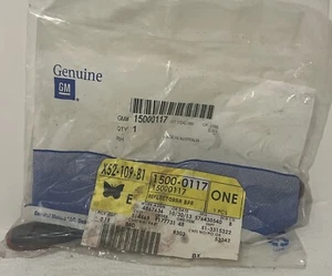 Genuine GM Red Reflector Right Rear #1500-1007 NOS OEM - Picture 1 of 4